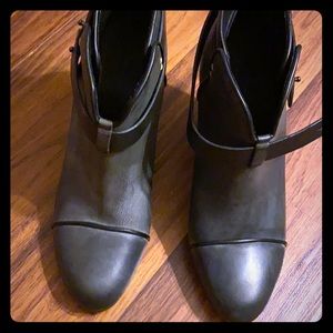 🔥 Rag &Bone ankle booties